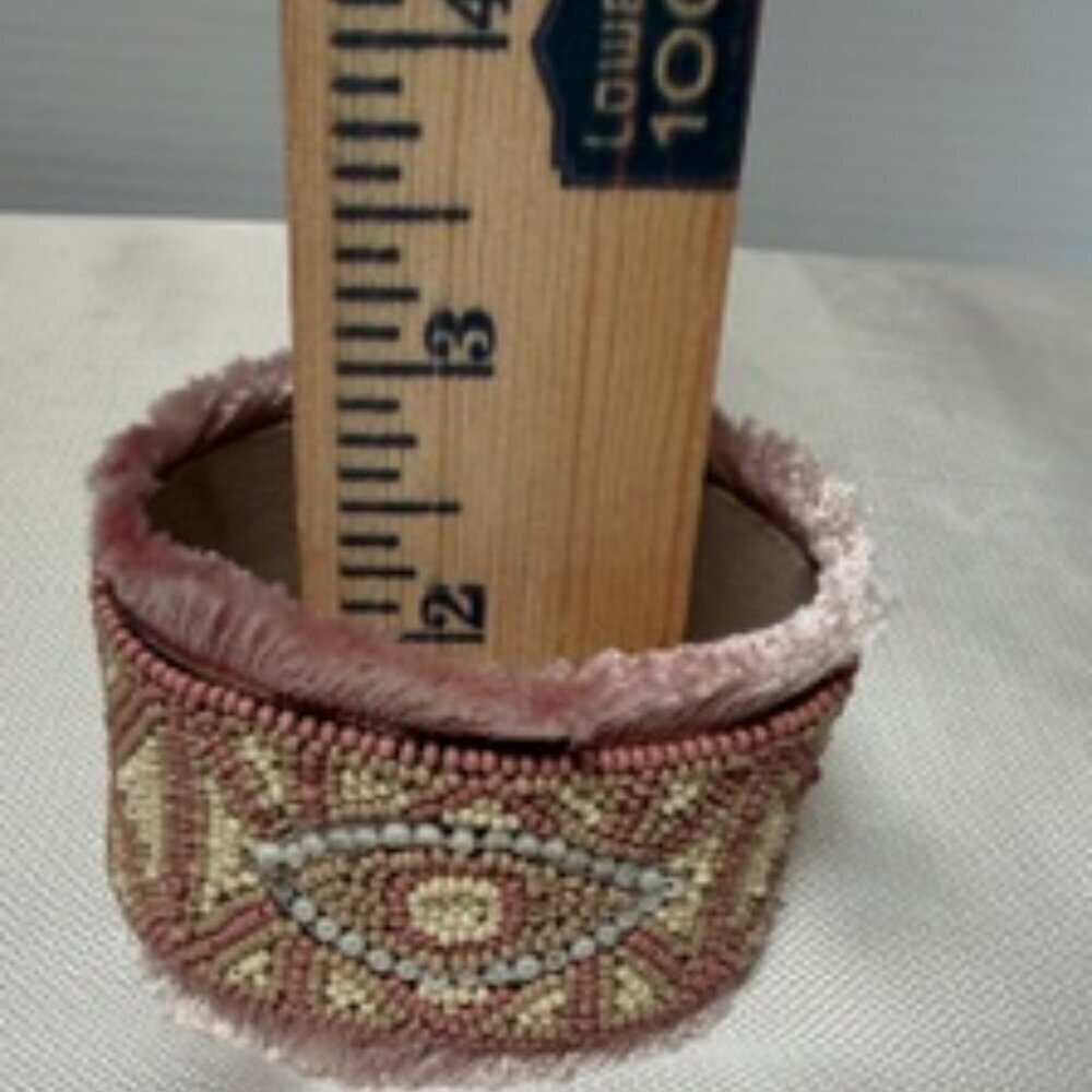 Gorgeous Pink & Tan Beaded Evil Eye Two Inch Cuff - Pristine Condition - Picture 3 of 8